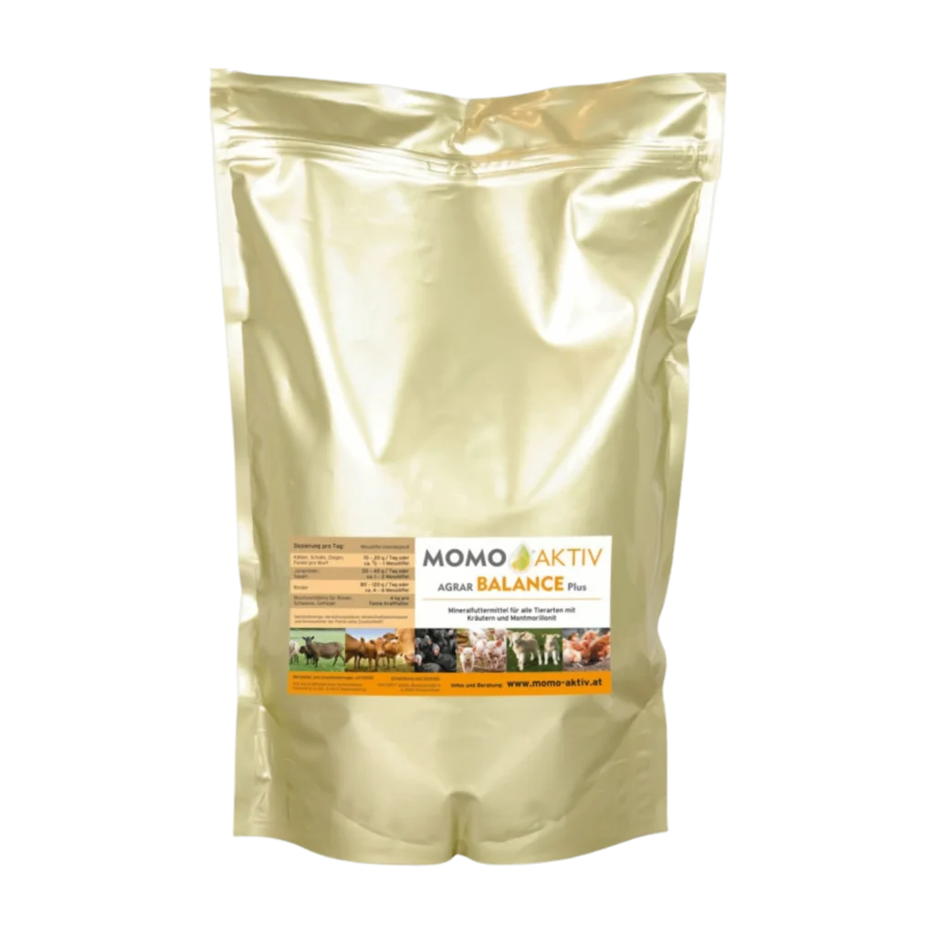 Eine goldene Verpackung von MOMO-AKTIV AGRAR BALANCE Plus mit einem Etikett, das verschiedene landwirtschaftliche Nutztiere zeigt