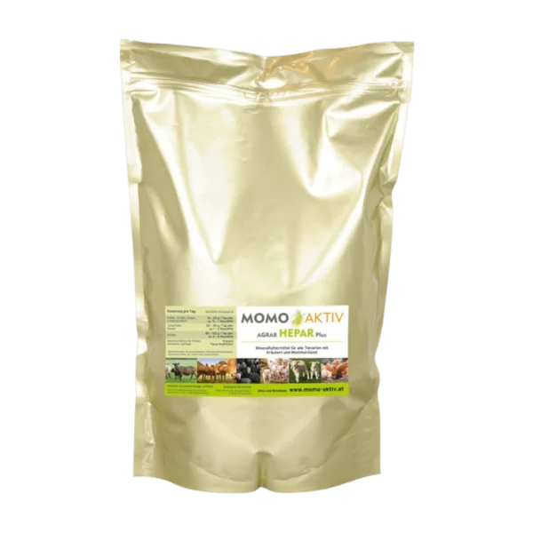 Eine goldene Verpackung von MOMO-AKTIV HORSE HEPAR Plus mit einem Etikett, das mehrere Pferde in verschiedenen Situationen zeigt